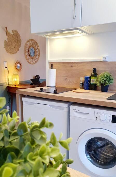 Prestige Jungle Chic Plaine Images Apartment *